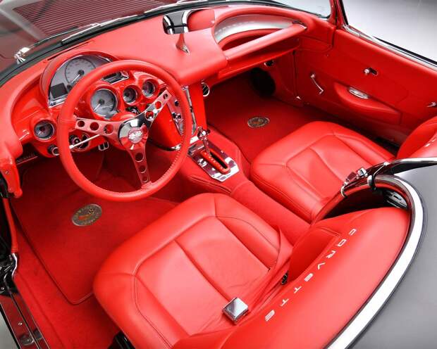 Потрясающий Corvette рестомод 1958 года с двигателем V8