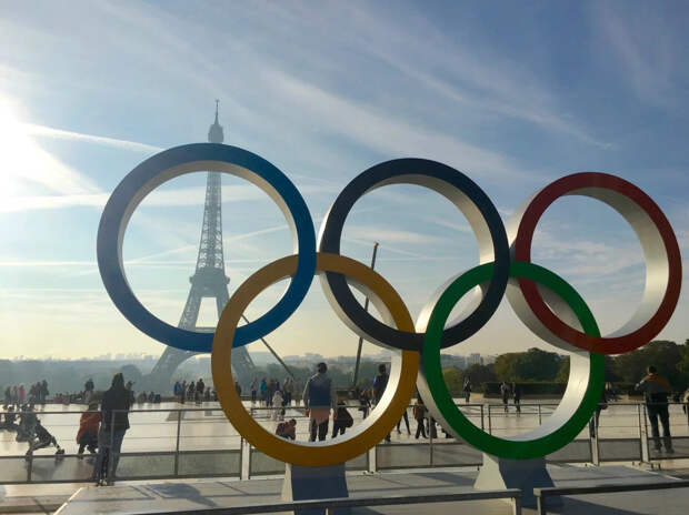 "Социальная зачистка": Бомжи из Парижа на время Олимпиады переедут в Кишинёв