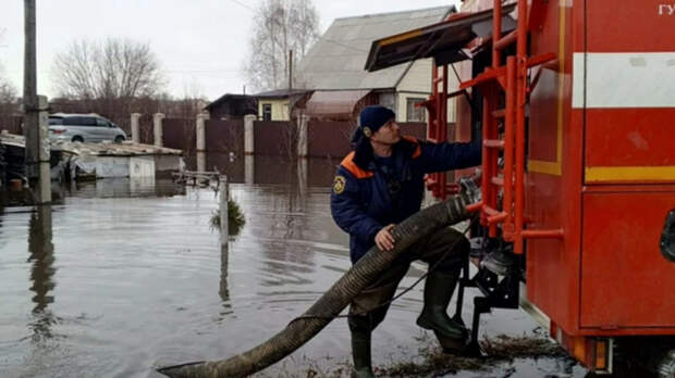 Томенко: в Алтайском крае удалось избежать жертв во время паводка