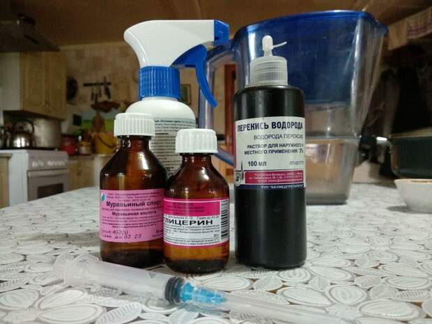 Простой способ сделать копеечное и эффективное средство для дезинфекции рук в авто (сам пользуюсь)