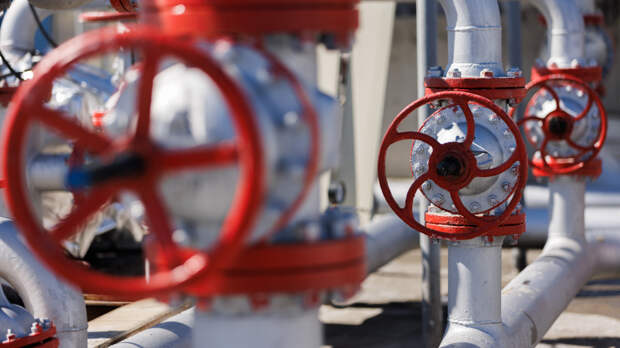 Бангладеш подключился к переговорам с Россией о поставках нефтепродуктов