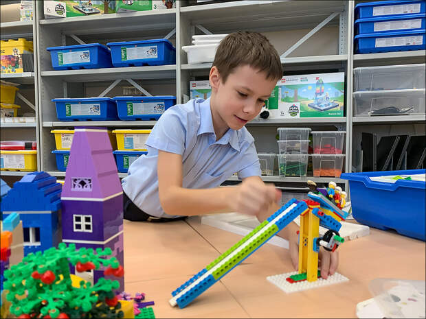 Как обеспечить научный подход? Фотообзор нового конструкторского решения lego® Education BricQ Motion 45401