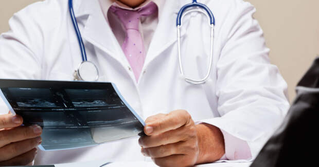 Главный онколог Минздрава рассказал, сможет ли человечество победить рак