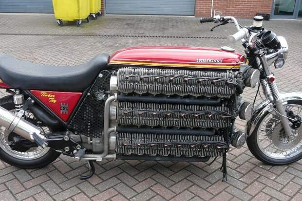 Странный «монстр»: посмотрите, как выглядит 48-цилиндровый мотоцикл, сделанный безумным механиком