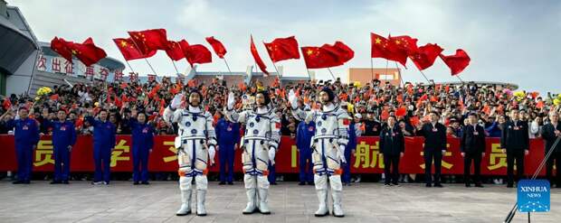 Китай запустил новую миссию "Шэньчжоу-18" на космическую станцию "Тяньгун"
