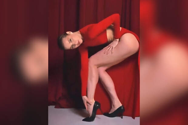 Балерина Наталья Сомова поделилась кадрами с откровенной фотосессии