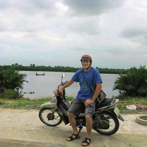 С удочкой по Вьетнаму на мотоцикле