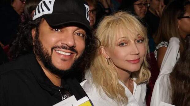 Счастливая семья: Киркоров показал редкие кадры с Орбакайте, ее дочкой и своими детьми