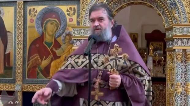 "Это больной человек". Протоиерей Ткачев предложил уезжать из города для отказа от "блуда"