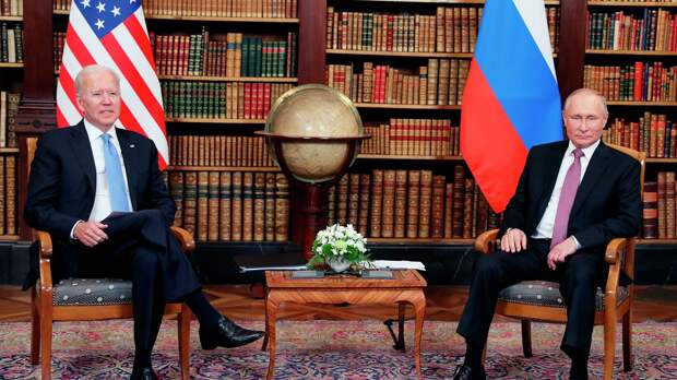 Переговоры Путина и Байдена длятся уже более часа 
