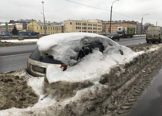 3. Оставлять авто на обочине весной - не лучшая идея