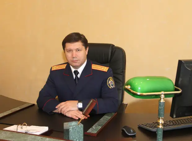 «Думаю, моего мужа убили, он кому-то мешал». Супруга экс-главы следственного комитета Прикамья не согласна с версией — самоубийство