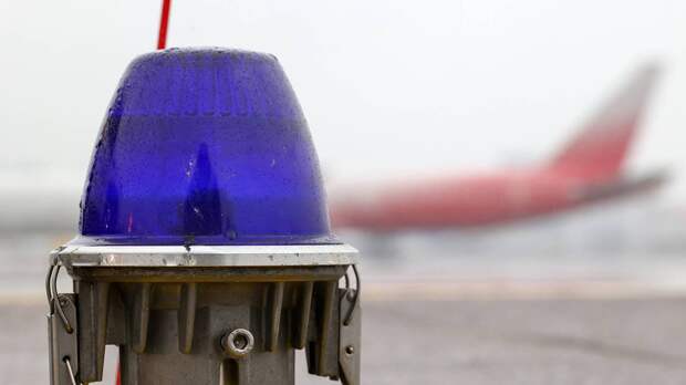 Самолет рейса Магадан — Москва выкатился за пределы ВВП при попытке взлета