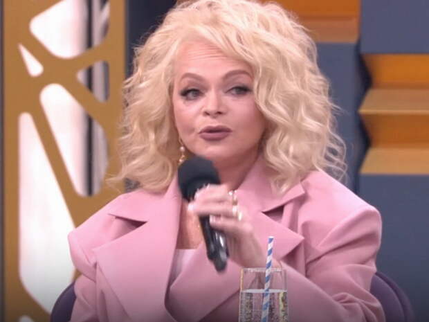 «Пусть продает что-то из этого и отдает долги»: СМИ раскрыли имущество Долиной, возмутив россиян