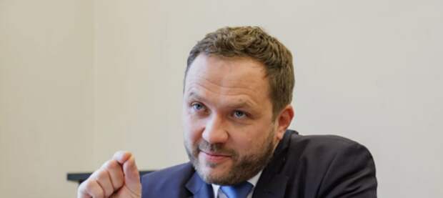 Глава МИД Эстонии заявил о намерении расстреливать русских