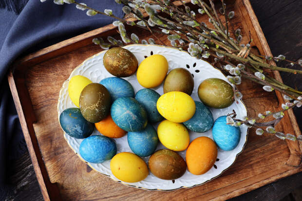 Священник Портнов: скорлупу освященных яиц после Пасхи нельзя выбрасывать