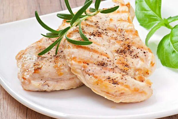 Почему курица получается сухой: советы шеф-повара, как это исправить