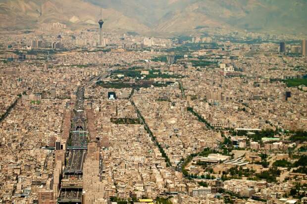 Иран назвал условия, на которых согласится на переговоры с США