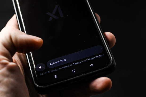 Россиянам назвали главную опасность самолечения при помощи нейросетей