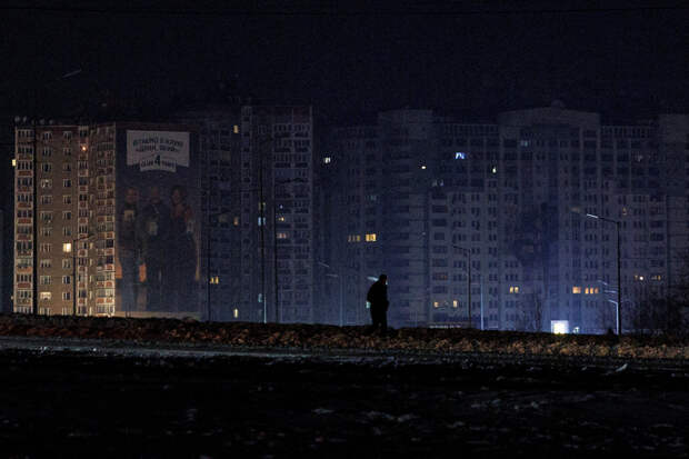 Украинцев предупредили о возможности тотального блэкаута