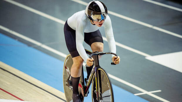 Чемпионка мира по велотреку Бурлакова пожаловалась на условия тренировок