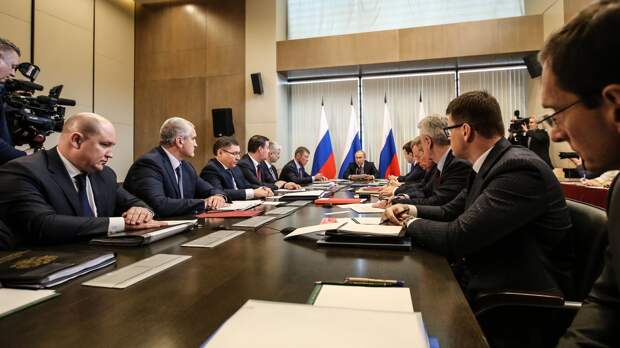 Президент Владимир Путин определил ключевую задачу для крымского руководства