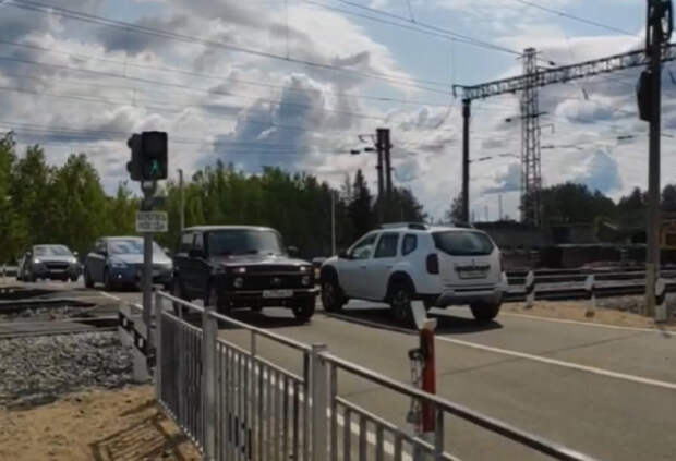 Губернатор Василий Анохин сообщил о старте предпроектных работ по возведению нового моста в Вязьме