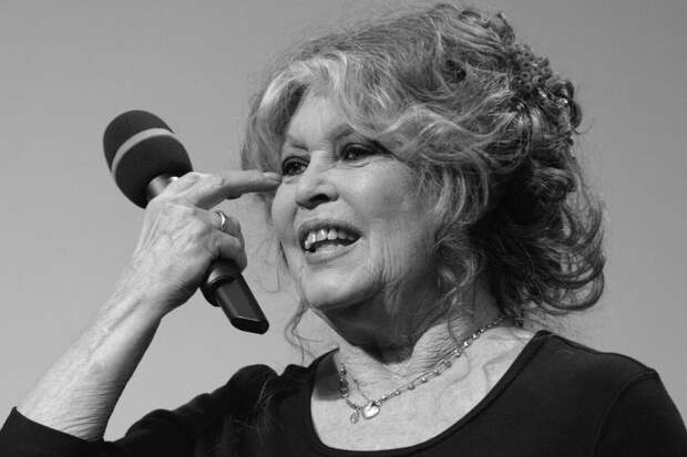 Актрису Бардо похоронят на морском кладбище коммуны Сен-Тропе