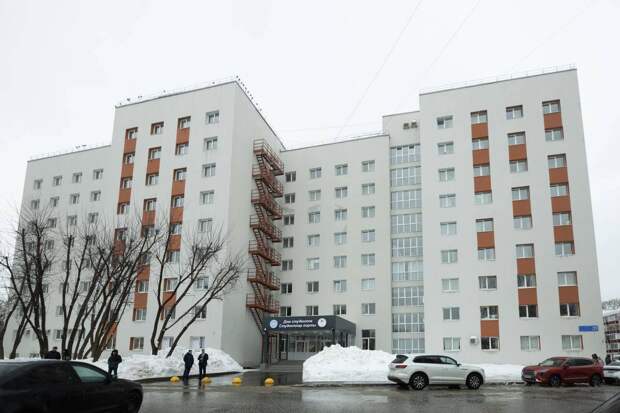 Илсур Метшин Казан педагогика көллиятенең яңартылган тулай торагын бәяләде