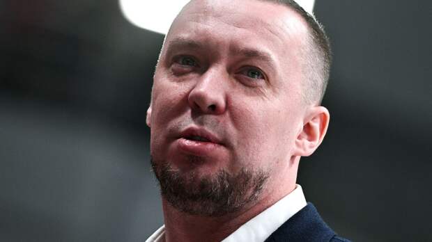 Мозякин пожелал рекордсмену Шипачеву продолжать набирать очки и дальше