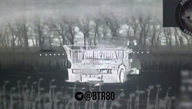 Уничтожение застрявшего британского «Хаски» в зоне СВО попало на видео