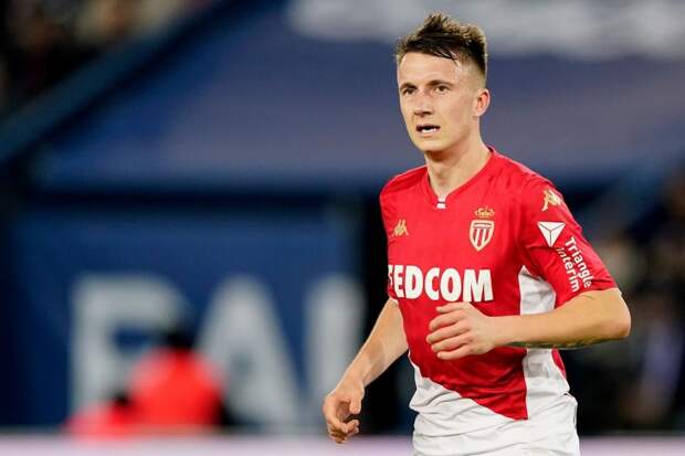 «Голо! Голо!» в раздевалке «Монако»: футболисты запели про Александра Головина после победы над «Марселем»