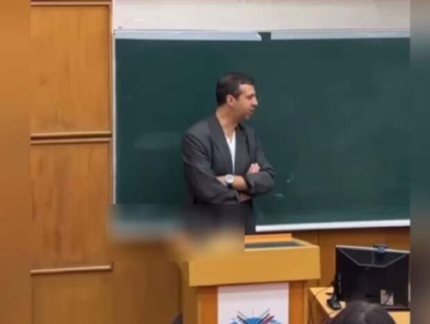 Ивана Урганта засняли на видео с лекции в МГИМО: вуз отреагировал (ВИДЕО)