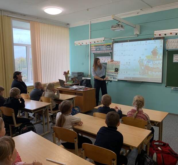 В Лихославле школьникам рассказали о правилах дорожного движения