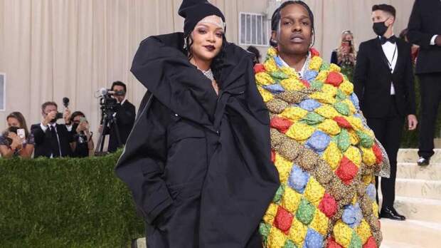 Пользовательница Instagram узнала в наряде рэпера A$AP Rocky одеяло, которое сшила ее прабабушка