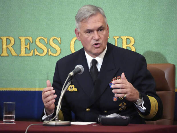 Иностранцы в Сети осудили увольнение немецкого главкома ВМС