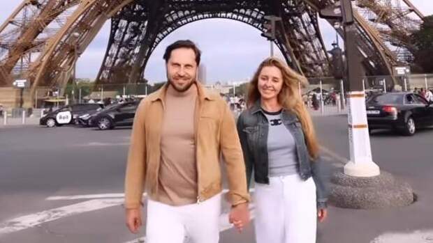 Какой недвижимостью владеет Александр Ревва за границей — вложил миллионы в дом и квартиру