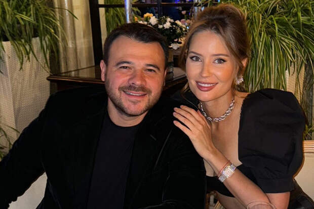 Стархит: певец Эмин Агаларов и модель Алена Гаврилова тайно сыграли свадьбу