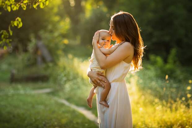 Материнский инстинкт: что это такое, как проявляется и существует ли у людей