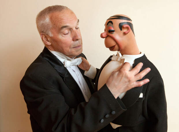 Легендарный кукольник Роберт Ляпидевский умер из-за осложнений после COVID-19