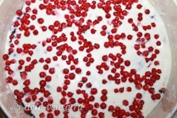 Ягодные пирожные: Украшаем все красными ягодами