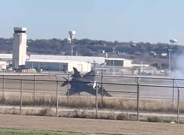 X-35 вместо I-32: Lockheed Martin F-35 — самый неоднозначный проект министерства