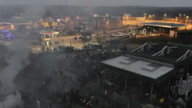 Польша сообщила о планах приостановить грузовое сообщение в пункте пропуска «Кузница»