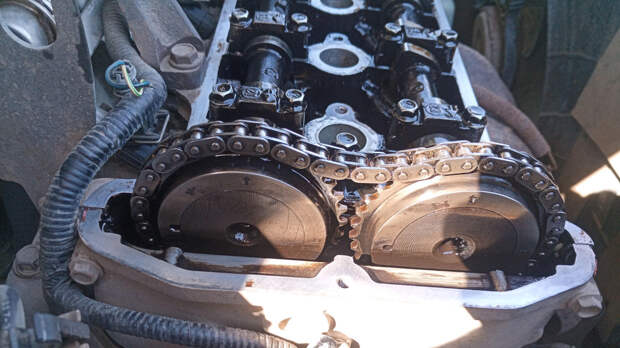 Ремень или цепь ГРМ: какой привод двигателя надёжнее?