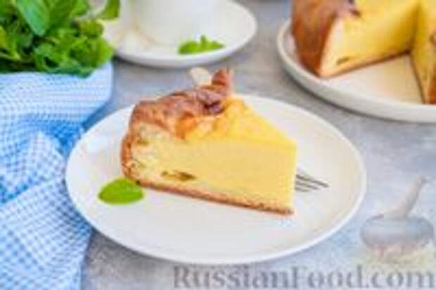 Фото к рецепту: Дрожжевой пирог-сметанник