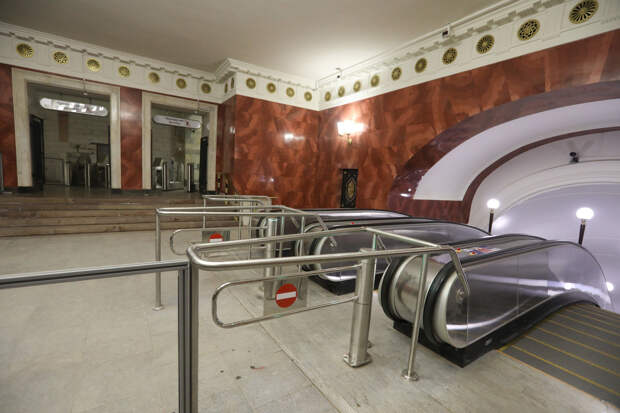 В Петербурге продлили время работы вестибюля станции «Технологический институт 1»