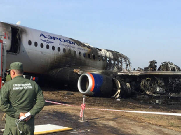 Мантуров заявил, что потерпевший крушение в Шереметьево SSJ100 был управляем