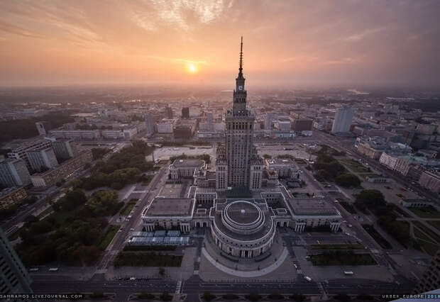 Высотная Варшава
