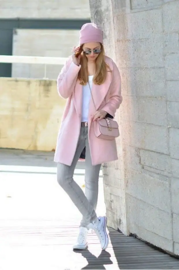 Пальто серо розовое с чем носить