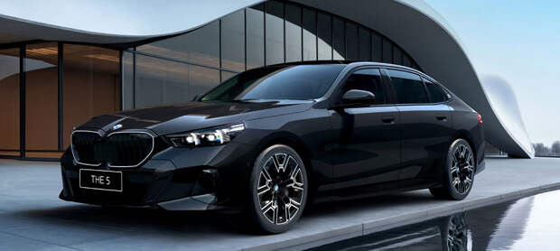 Аттракцион неслыханной щедрости: «пятерка» BMW подешевела в Китае на 10-13 тыс. долларов (версии 2026 года оказались гораздо доступнее версий 2025 года)